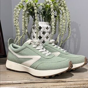 Dolce Vita Green and White Sneakers Retro-Inspired Design